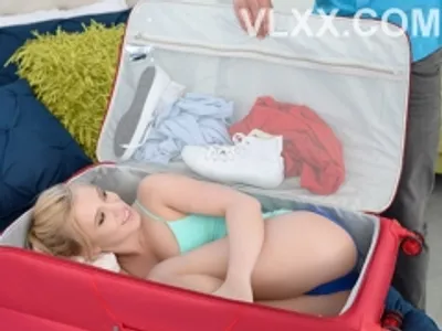 Món quà bất ngờ, chịch gái tây sướng lắm...