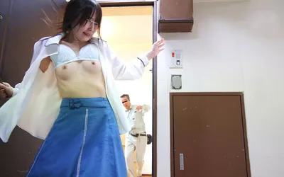 Bị cưỡng dục cô gái tìm đến người nhà kề bên giúp đỡ nhưng thật đen đủi khi hắn ta cũng…